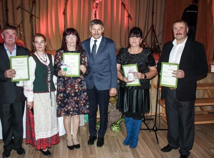 Kaimų bendruomenės susivienijo jaukiai rudens šventei