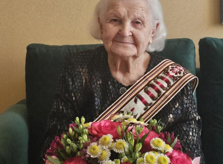 Raseinių kraštas pagerbė šimtmetį pasitikusią Domicelę Kapačinskienę