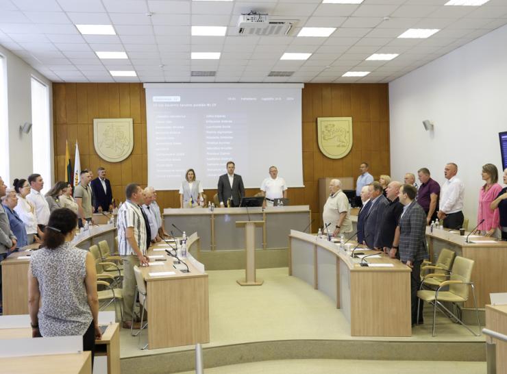 Dėl skubaus ministerijos įsakymo buvo surengtas neplanuotas rajono Savivaldybės tarybos posėdis