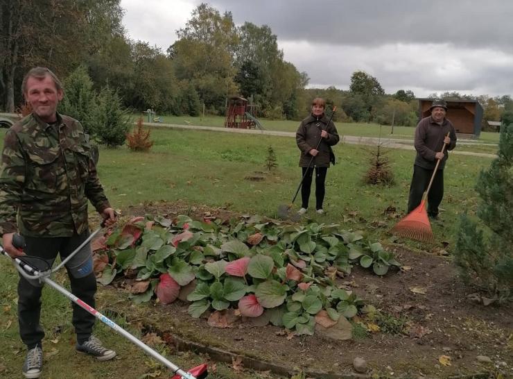 Įgyvendintas Lyduvėnų bendruomenės projektas „Viešųjų erdvių sutvarkymas ir pritaikymas gyventojų poreikiams“
