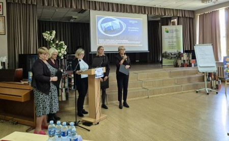 Raseiniuose vyko renginys „Kompetencijomis grįsto ugdymo pamokoje patirčių mugė“