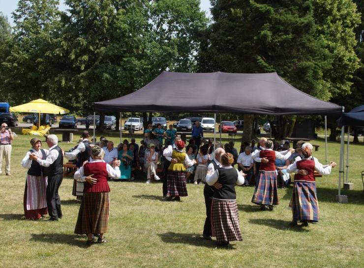 Sujainiuose paminėtas Lietuvos dainų šventės 100-metis