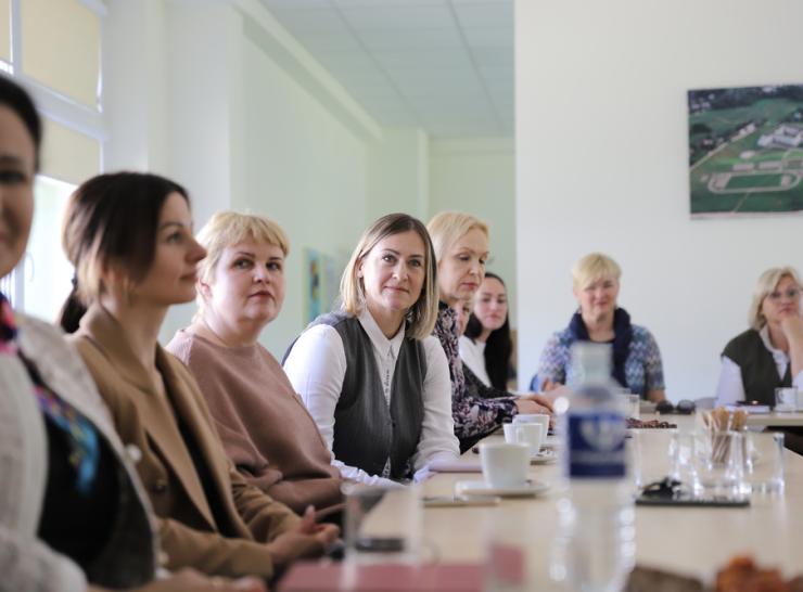 Susitikime dalytasi patirtimi, kaip gerinti mokinių mitybą ugdymo įstaigose