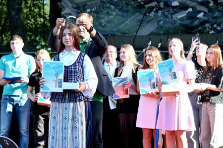 Bendrystė ir tradicijų puoselėjimas stiprina bendruomenes 