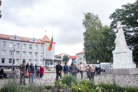 Baltijos kelio atminimas Raseiniuose subūrė bendrystei