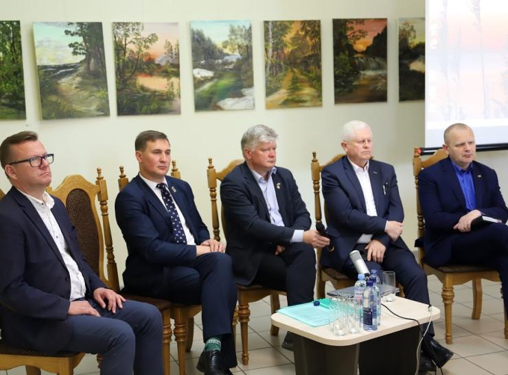 Raseiniuose lankėsi žemės ūkio ministras Kęstutis Navickas