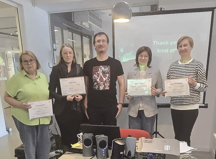 Dirbtinio intelekto ateitis – jau mokykloje: priimti ar vengti