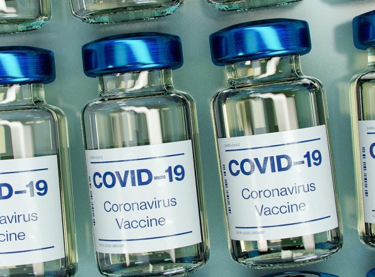 Sudarinėjami darbuotojų, vykdančių gyvybiškai svarbias valstybės funkcijas ir norinčių pasiskiepyti nuo COVID-19, sąrašai