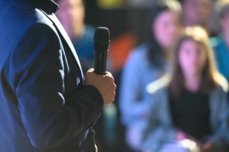 Kandidatai į Seimo narius Raseinių – Kėdainių apygardoje susitiko debatuose 
