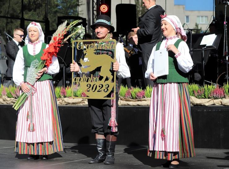 Mero padėkos skirtos visiems konkurso „Gražinkime savo aplinką“ dalyviams