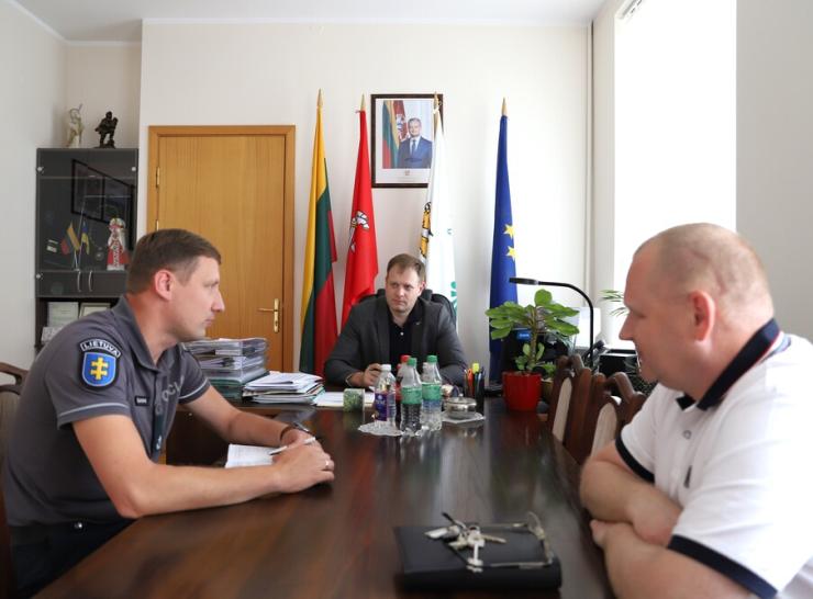 Aptarti aktualūs klausimai su naujuoju Raseinių rajono PK viršininku