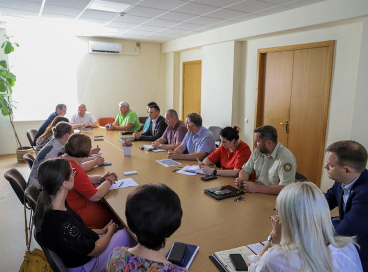 Ariogalos mieste ir jo apylinkėse skelbiama ekstremali situacija dėl išsiliejusių naftos produktų