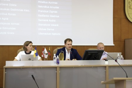 Duotas startas ligoninės naujos įrangos įsigijimui, sodininkų rėmimo programai ir vaikų plaukimo pamokoms