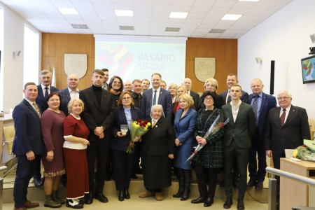 Vasario 16-ąją pagerbti Raseinių kraštui nusipelnę asmenys