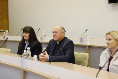 Šeimos stiprinimo tarybos sprendimai dėl adventinės šeimų vakaronės