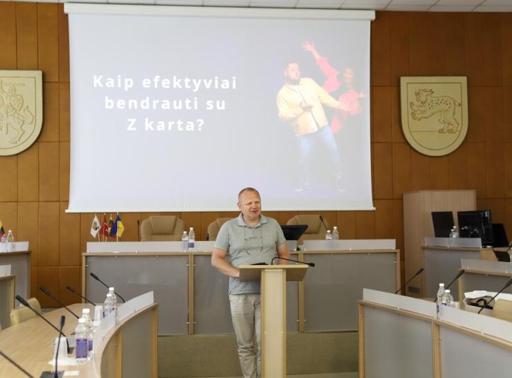 Raseinių rajono savivaldybėje vyko mokymai apie bendravimą su Z karta