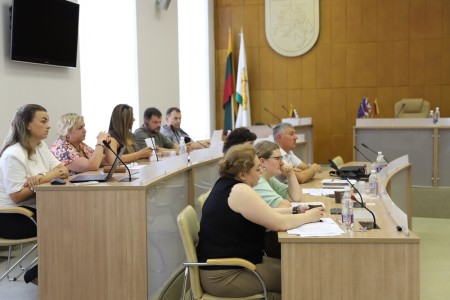 Pirmajame pasitarime aptartos prekybos organizavimo tvarkos tobulinimo galimybės