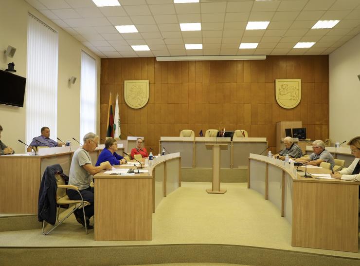 Raseinių garbės piliečio vardą siūloma suteikti a. a. Antanui Vizbarui