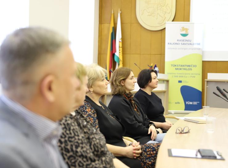 Savivaldybėje pristatytas „Tūkstantmečio mokyklų“ pažangos planas