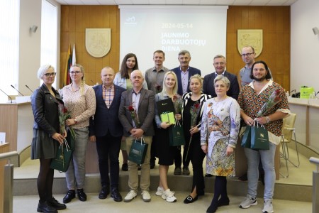 Raseiniuose pirmą kartą minint jaunimo darbuotojo dieną – nuoširdi padėka šios profesijos herojams