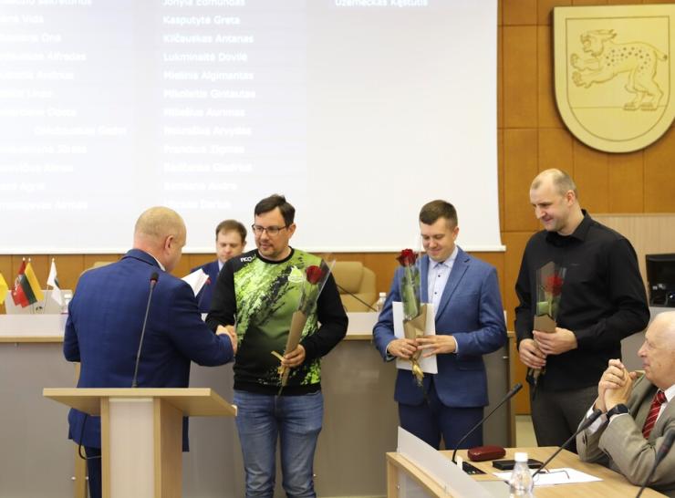 Svarbiausi gegužės mėnesio Tarybos sprendimai nuo garbės piliečio iki investicijų rajone