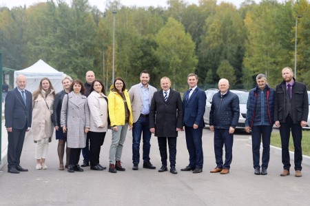 Visuomenei pristatyta didelių gabaritų atliekų surinkimo aikštelė Raseinių rajone