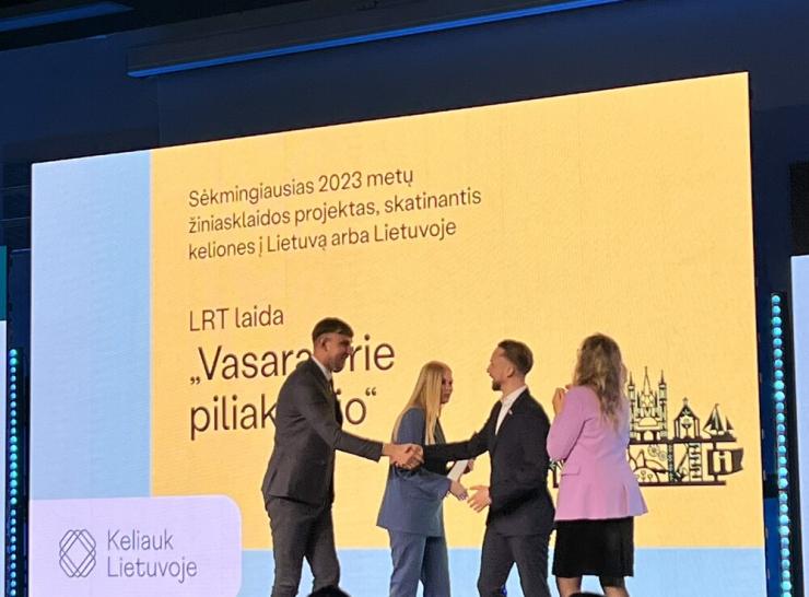 Tarptautinėje turizmo parodoje „Adventur 2024“ –  Lyduvėnų geležinkelio tilto pristatymas ir apdovanojimas Raseinių krašto gidui