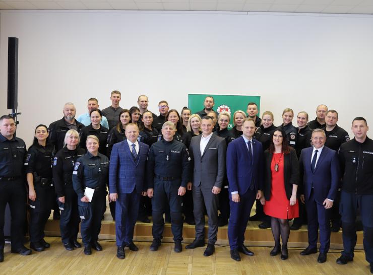 Policijos dienos proga – padėkos Raseinių rajono policijos pareigūnams