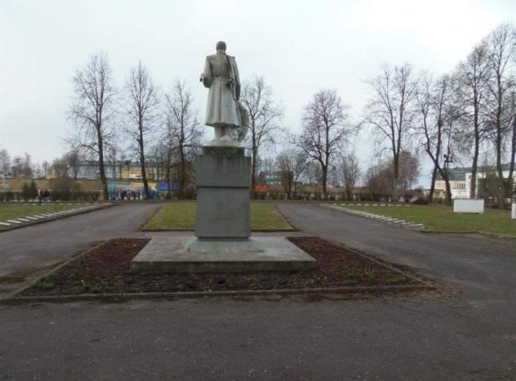 Bus demontuojami sovietiniai simboliai 5-iose Raseinių rajono vietose  