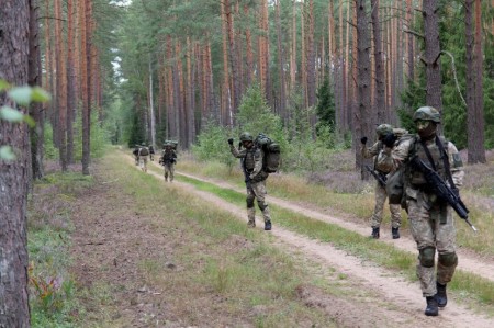 Rugsėjo 28–29 d. Raseinių rajone, Vičaičių ir Palapišių miškuose, vyks Lietuvos kariuomenės lauko pratybos