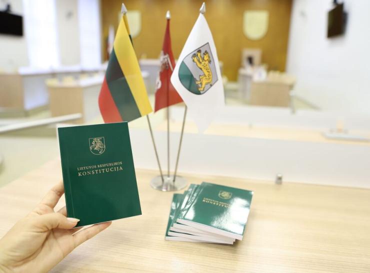 Kviečiame dalyvauti 2025 m. Konstitucijos egzamine
