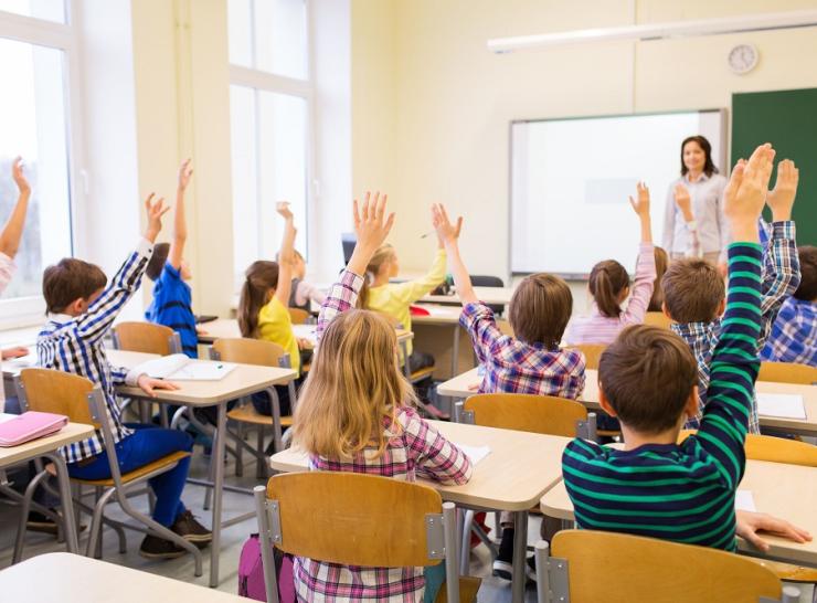 Nuo rugsėjo nauji mokymosi priemonių rinkiniai visiems pirmokams