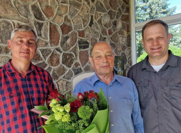 Artėjant 91-ajam gimtadieniui – sveikinimai Garbės piliečiui Antanui Siudikui