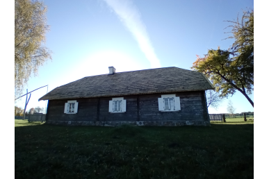 0005_poeto-maironio-teviskes-sodybos-namas-3_1737378670-3b36d908832948f7c65299e8d2ca8b22.jpg